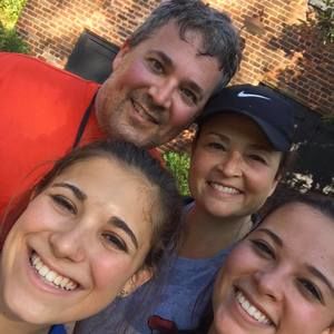 Meet your Posher, Dahlia